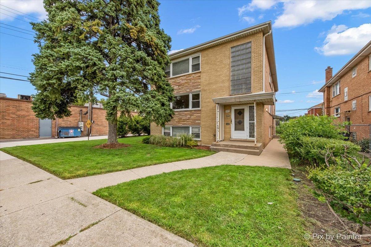 1215 Westchester Blvd., Westchester, IL 60154