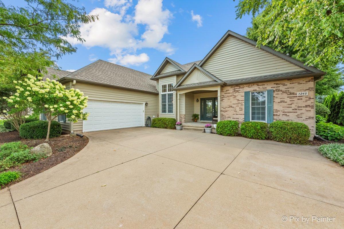 1245 Daniel Ln., Sandwich, IL 60548