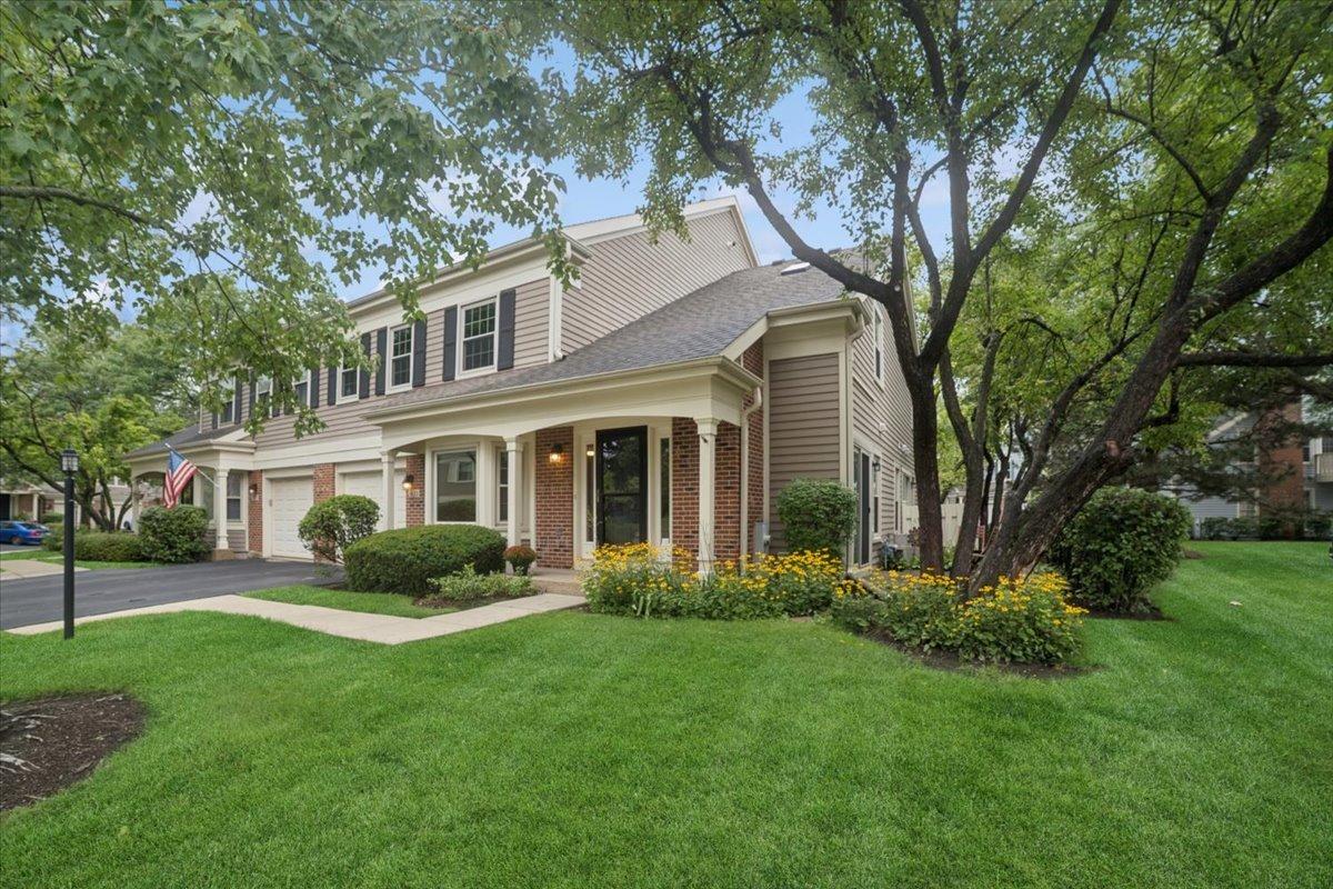 1935 N Charter Point Dr., Arlington Heights, IL 60004
