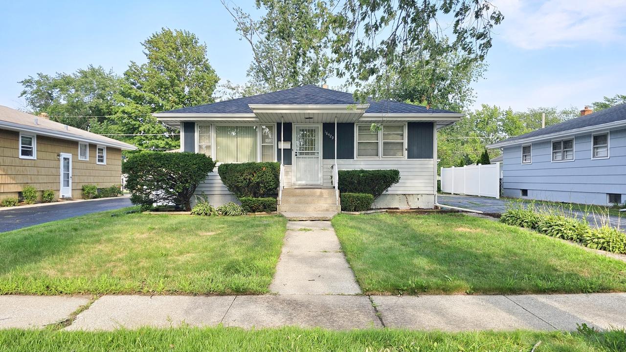 18429 Arcadia Ave., Lansing, IL 60438