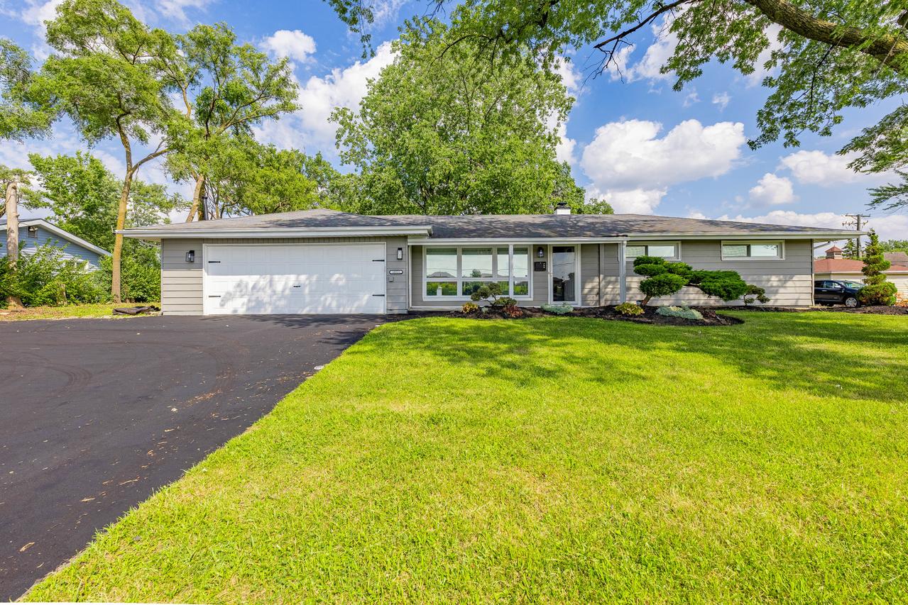 18521 Cicero Ave., Country Club Hills, IL 60478