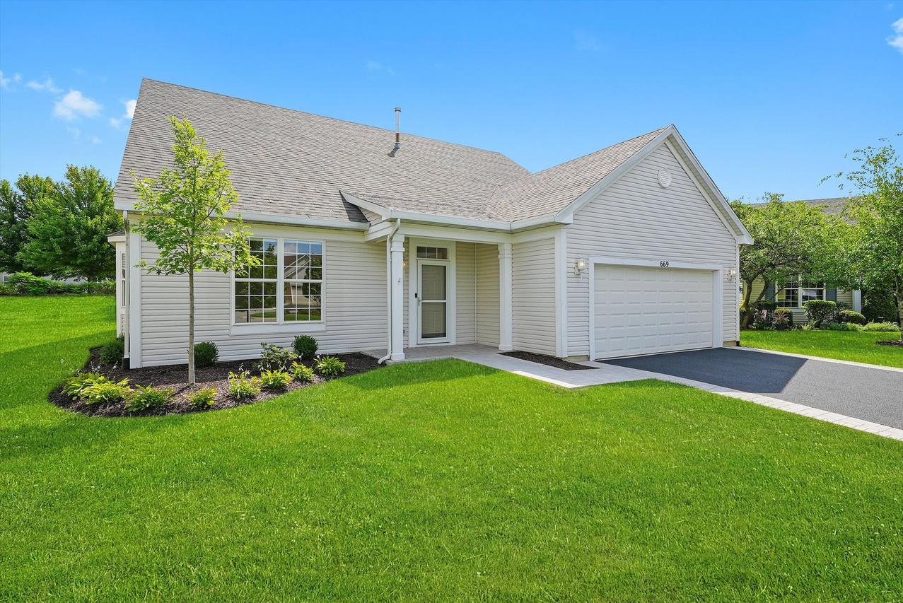 669 Bridgeman Ln., Romeoville, IL 60446