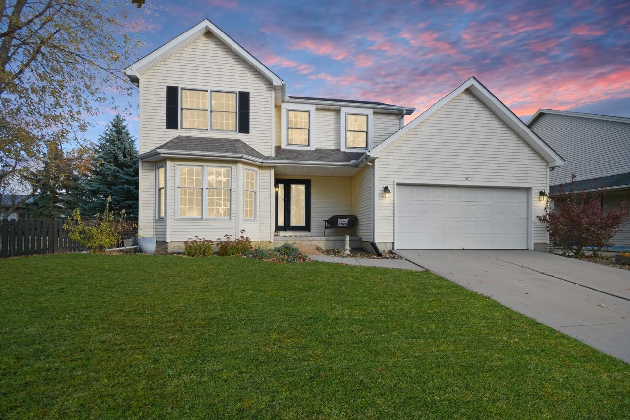 14 Hayloft Rd., Bloomington, IL 61704