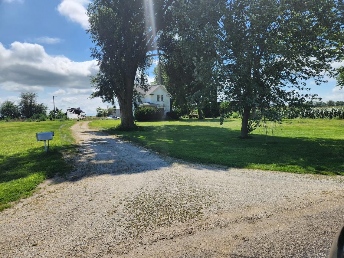 25689 Jersey Rd., Tampico, IL 61283