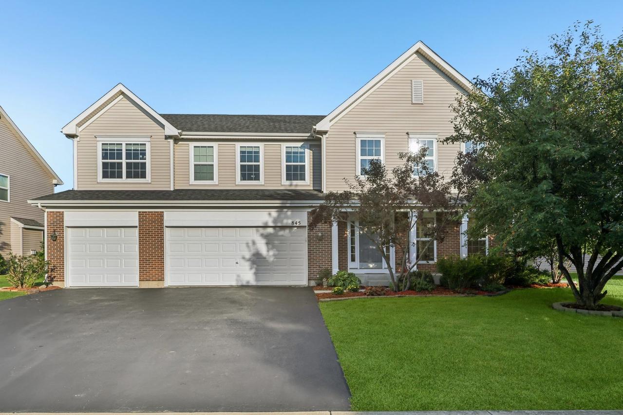 845 Preston Ln., Oswego, IL 60543