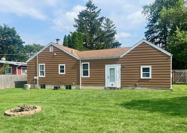 1264 Raymond St., South Elgin, IL 60177