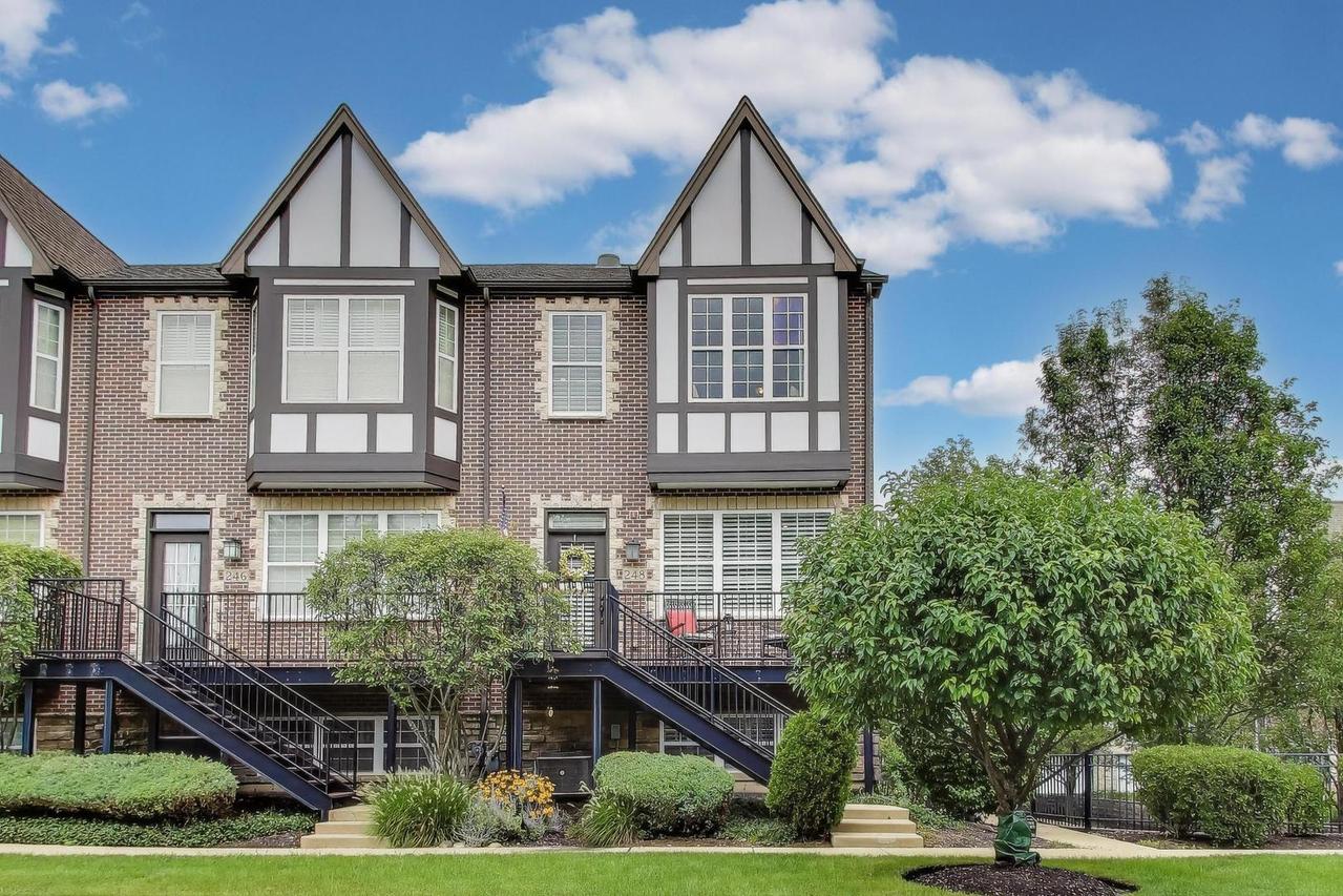 248 E Kenilworth Ave. #12, Villa Park, IL 60181