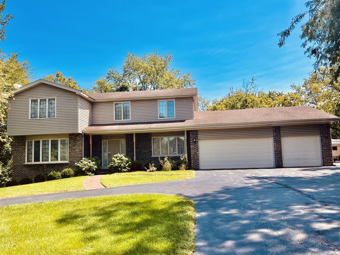 13049 S 83rd Ct., Palos Park, IL 60464