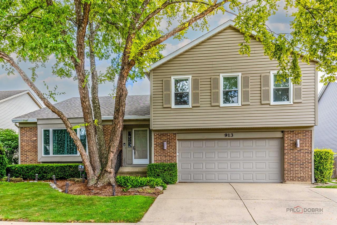 913 Hobson Dr., Buffalo Grove, IL 60089