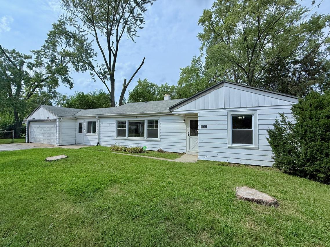 16784 Crane Ave., Hazel Crest, IL 60429