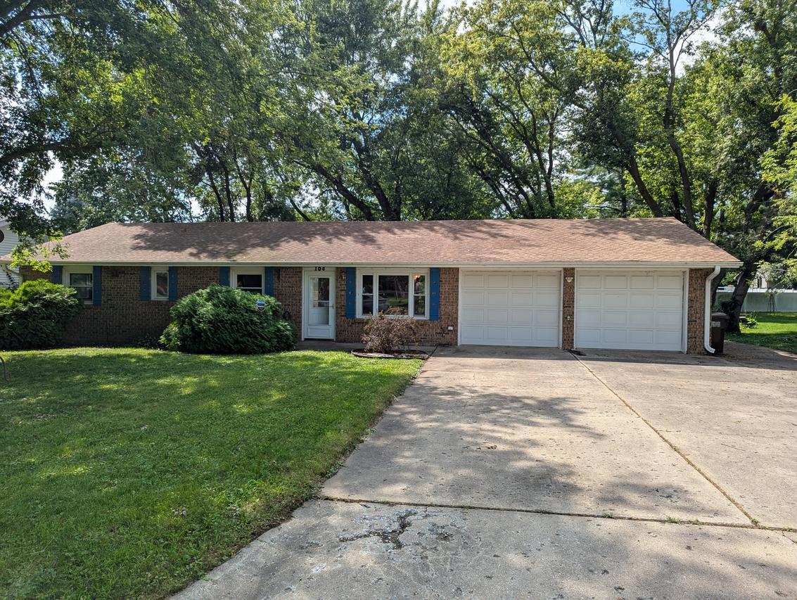 104 N 13th St., Oregon, IL 61061