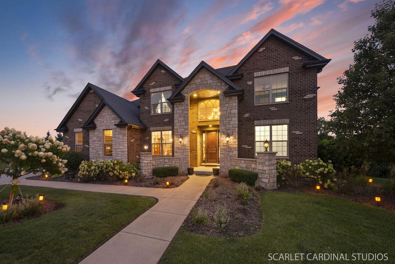 15707 Valley View St., New Lenox, IL 60451