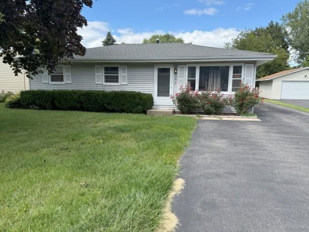 5014 Willow Ln., Mchenry, IL 60050