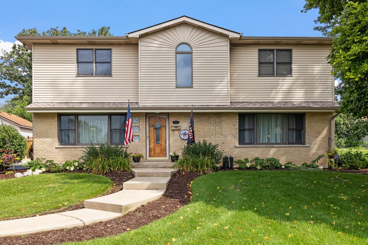 7112 W 114th Pl., Worth, IL 60482