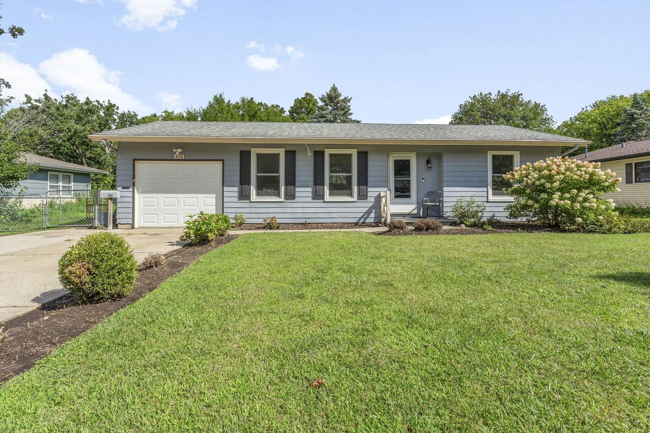 4718 W Cumberland Cir., Mchenry, IL 60050