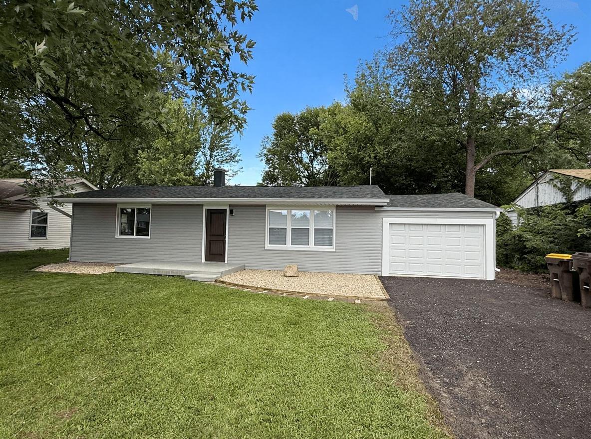 7819 Shore Dr., Machesney Park, IL 61115