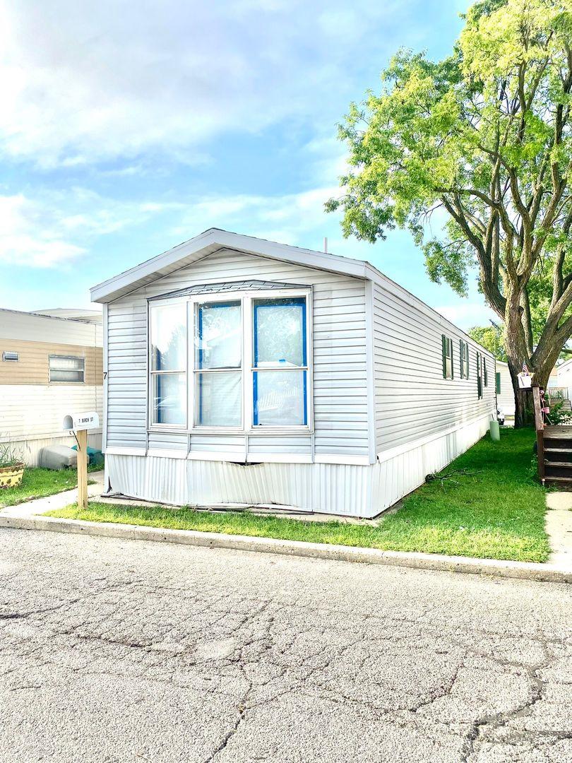 7 Birch St., Countryside, IL 60525