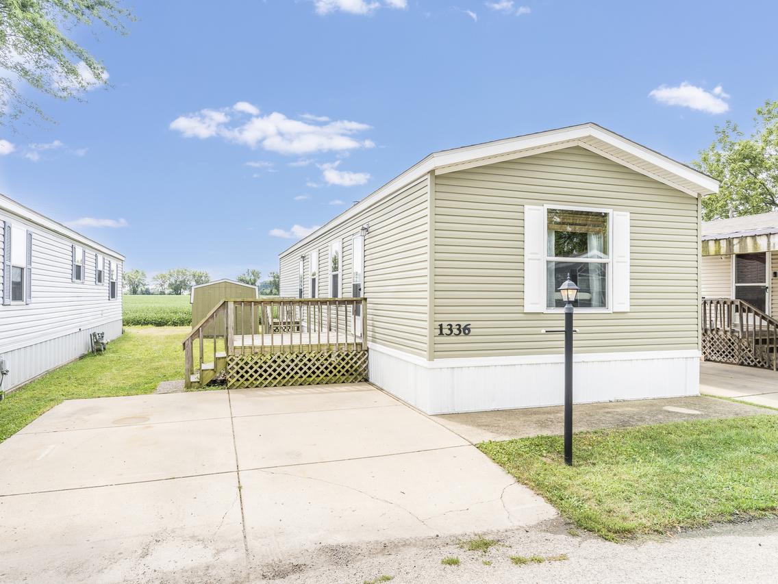 1336 Lauren Dr., Sandwich, IL 60548