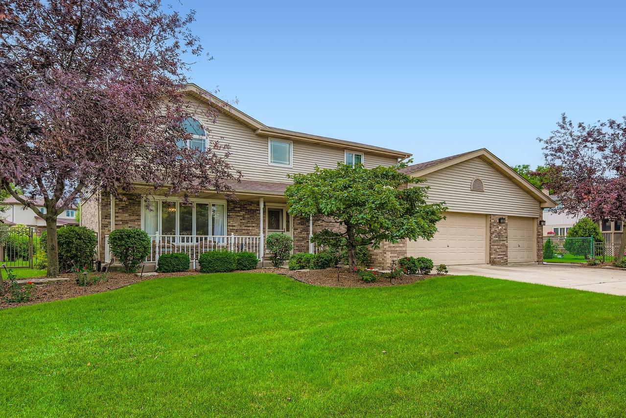 9301 Birch Ave., Mokena, IL 60448