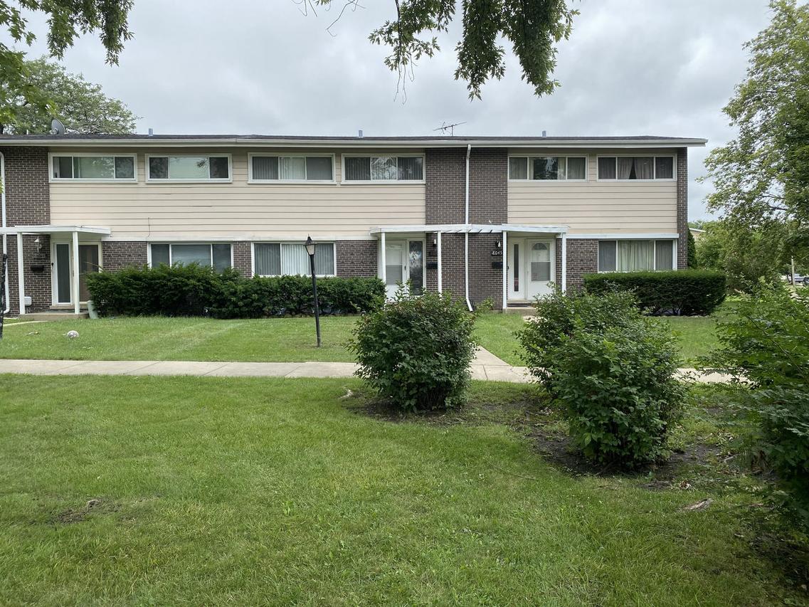 8043 W Lyons St. #A, Niles, IL 60714
