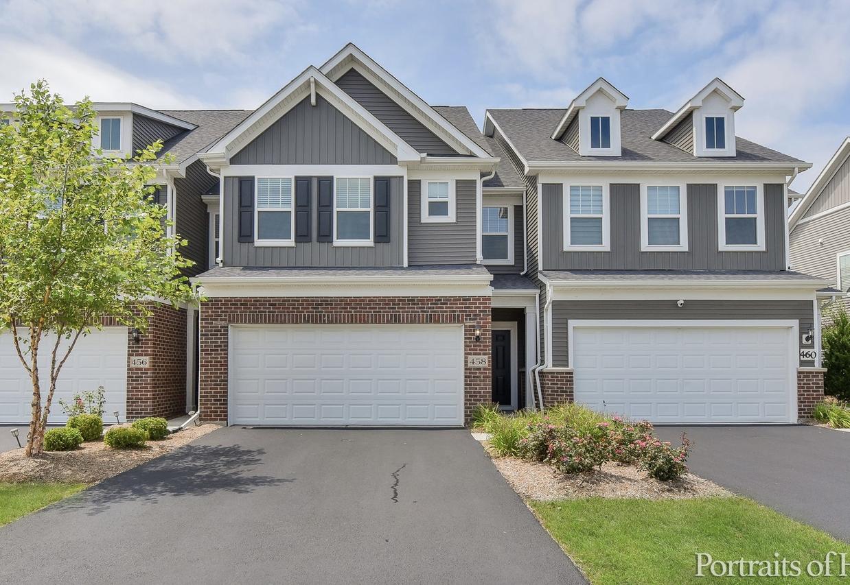 458 Watercress Dr., Aurora, IL 60504