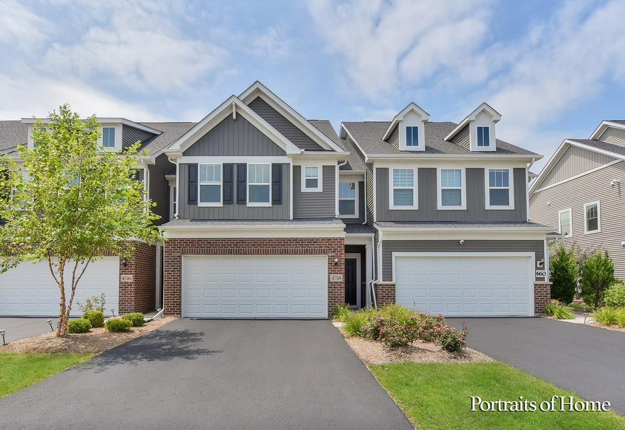 458 Watercress Dr., Aurora, IL 60504