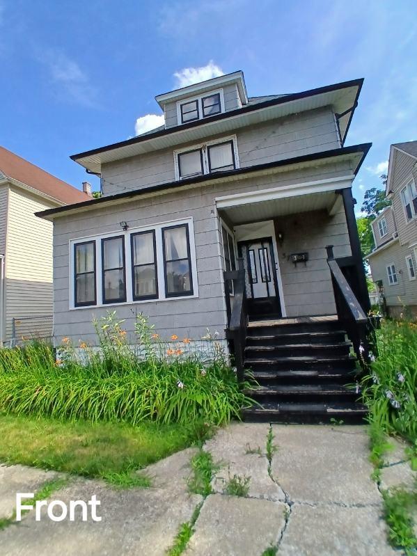 37 W 114th St., Chicago, IL 60628