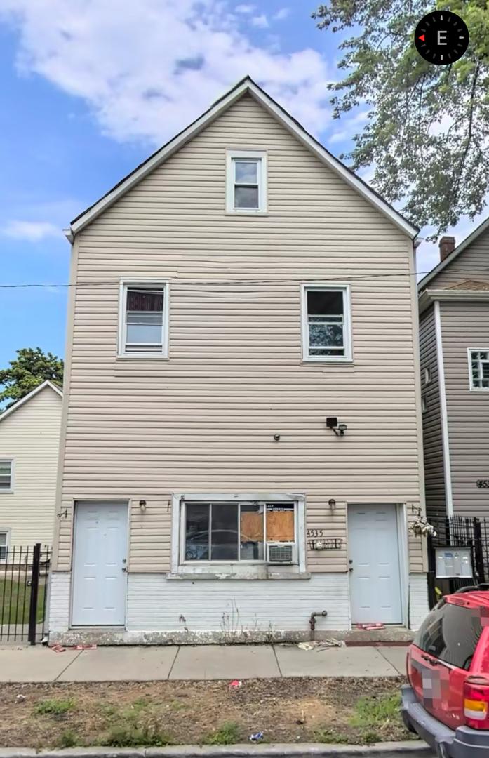 4535 S Honore St., Chicago, IL 60609