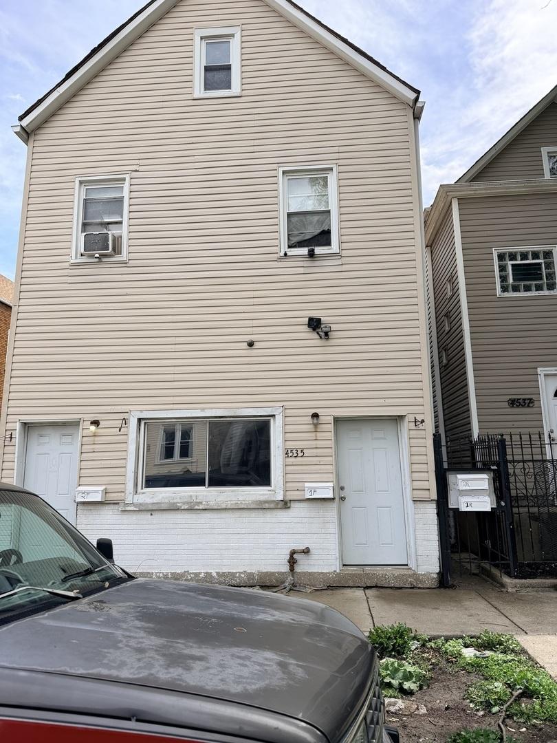 4535 S Honore St., Chicago, IL 60609