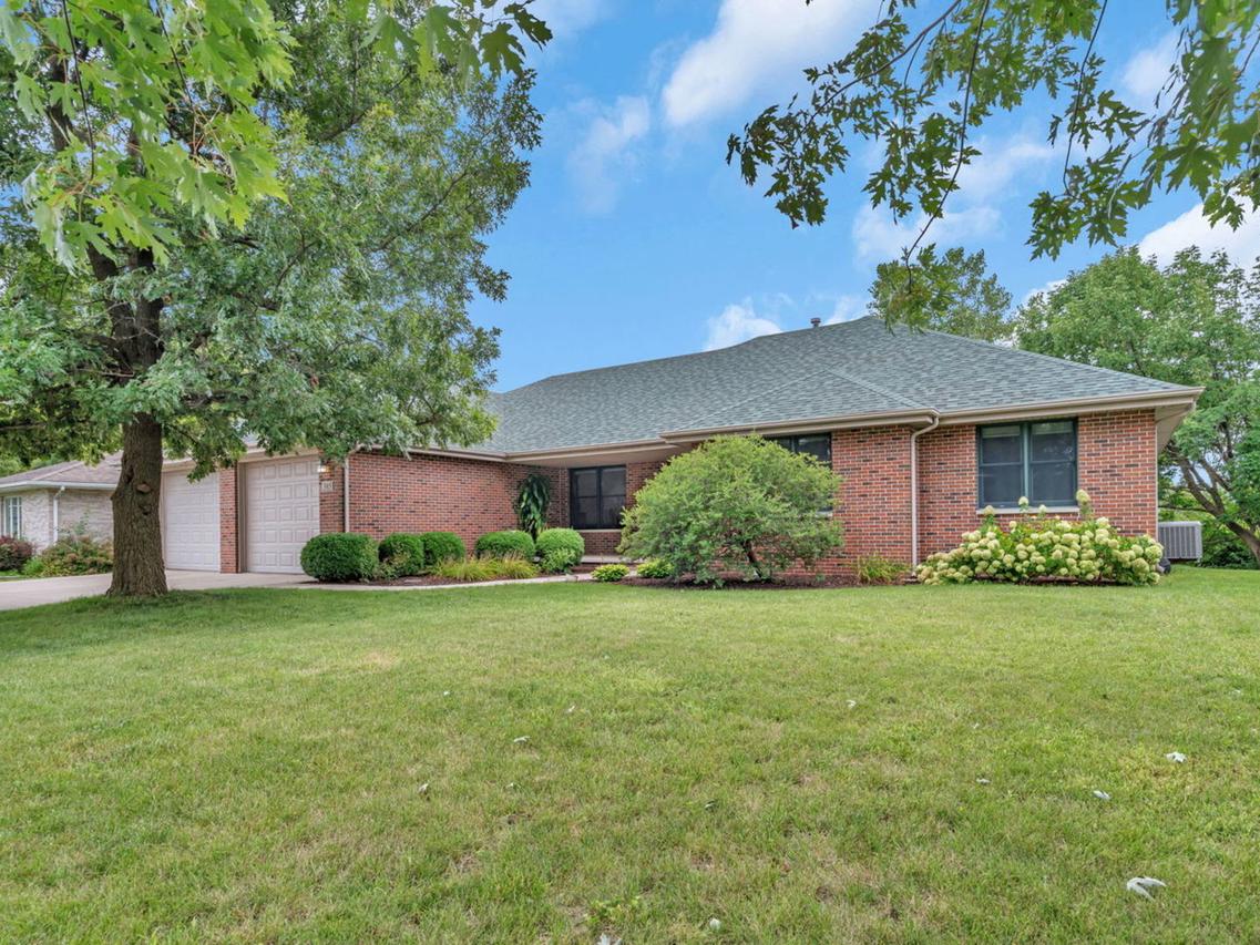 385 Twilight Dr., Morris, IL 60450