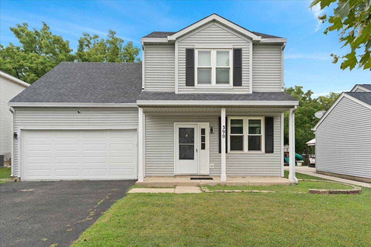 390 E Quaker Hollow Ln., Round Lake Beach, IL 60073