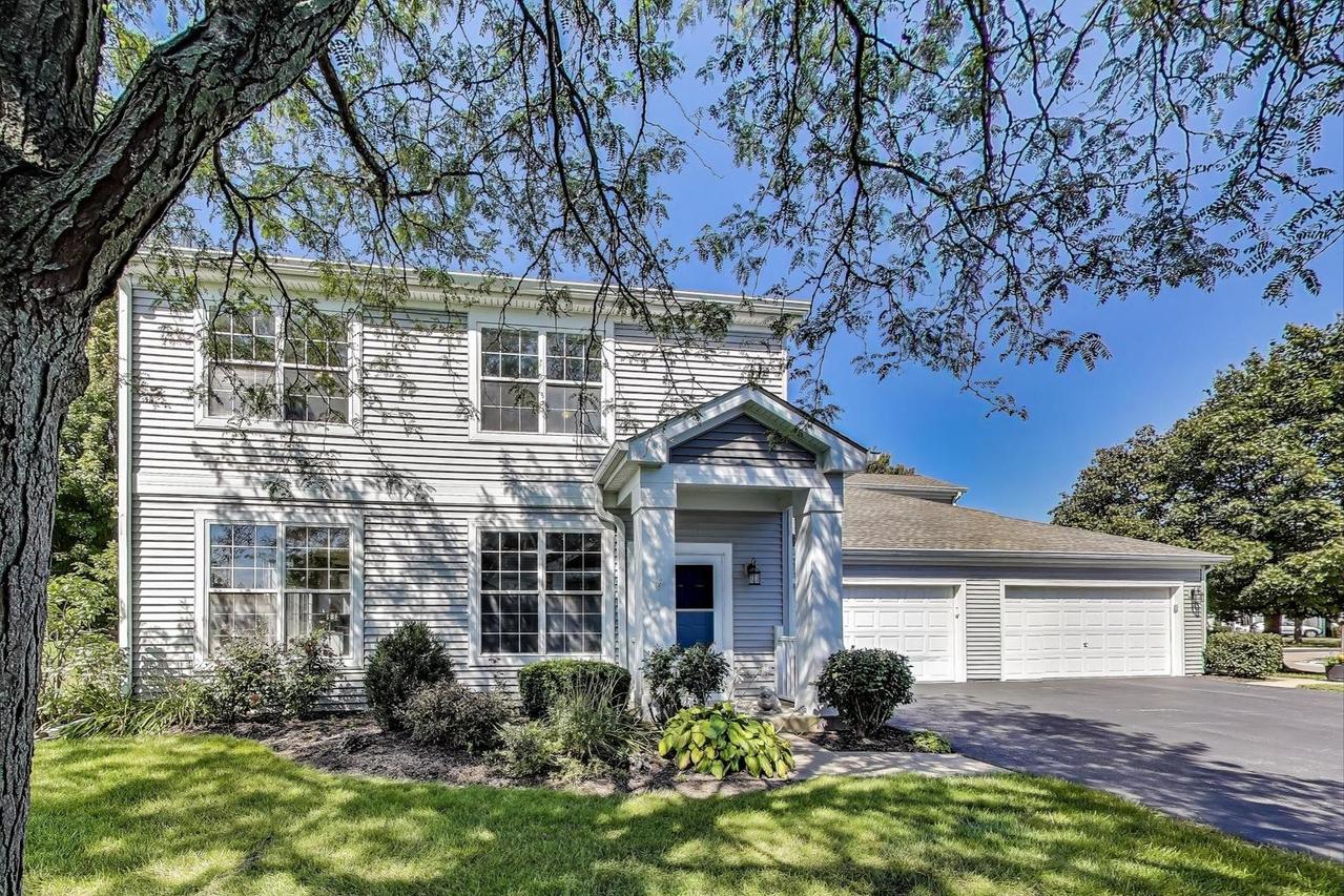 383 Cascade Ln., Oswego, IL 60543