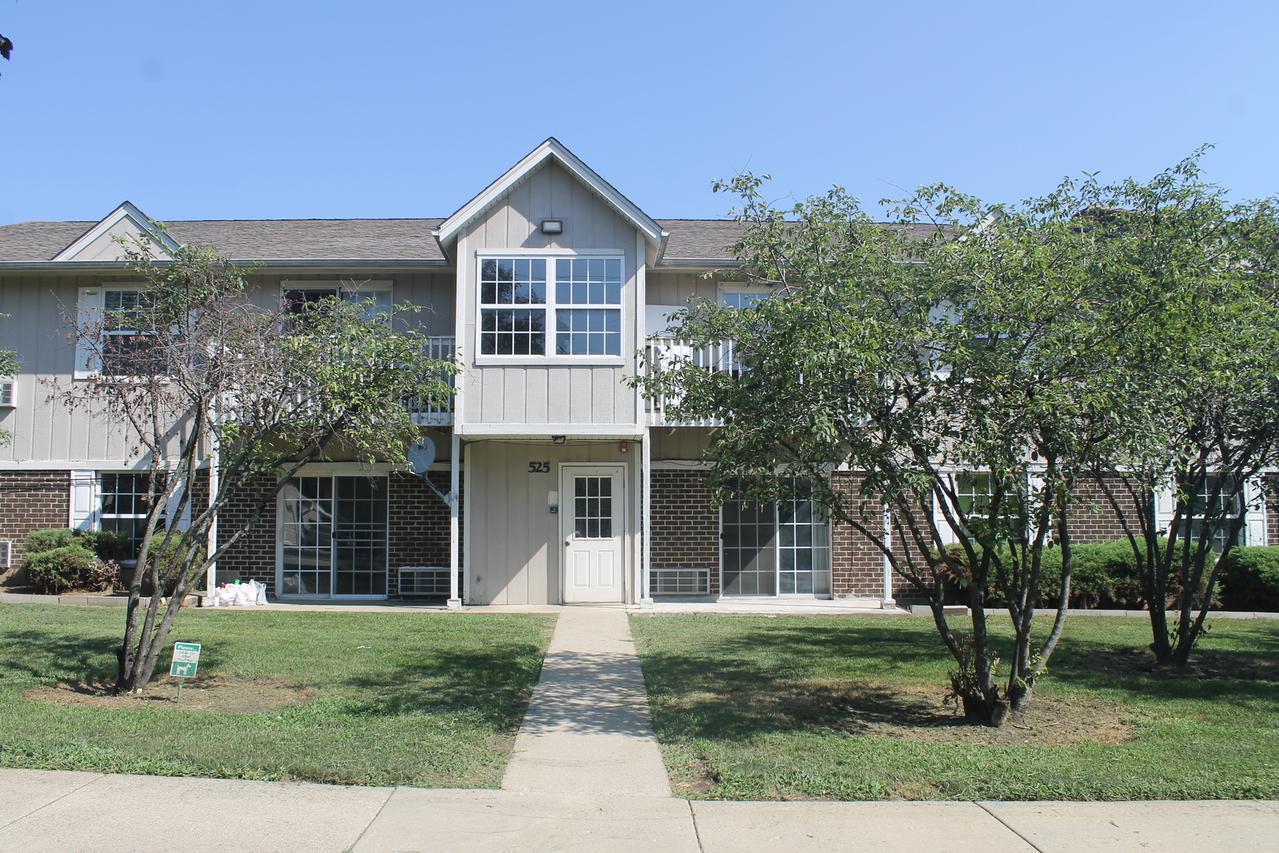 525 E Jefferson St. #1B, Bensenville, IL 60106