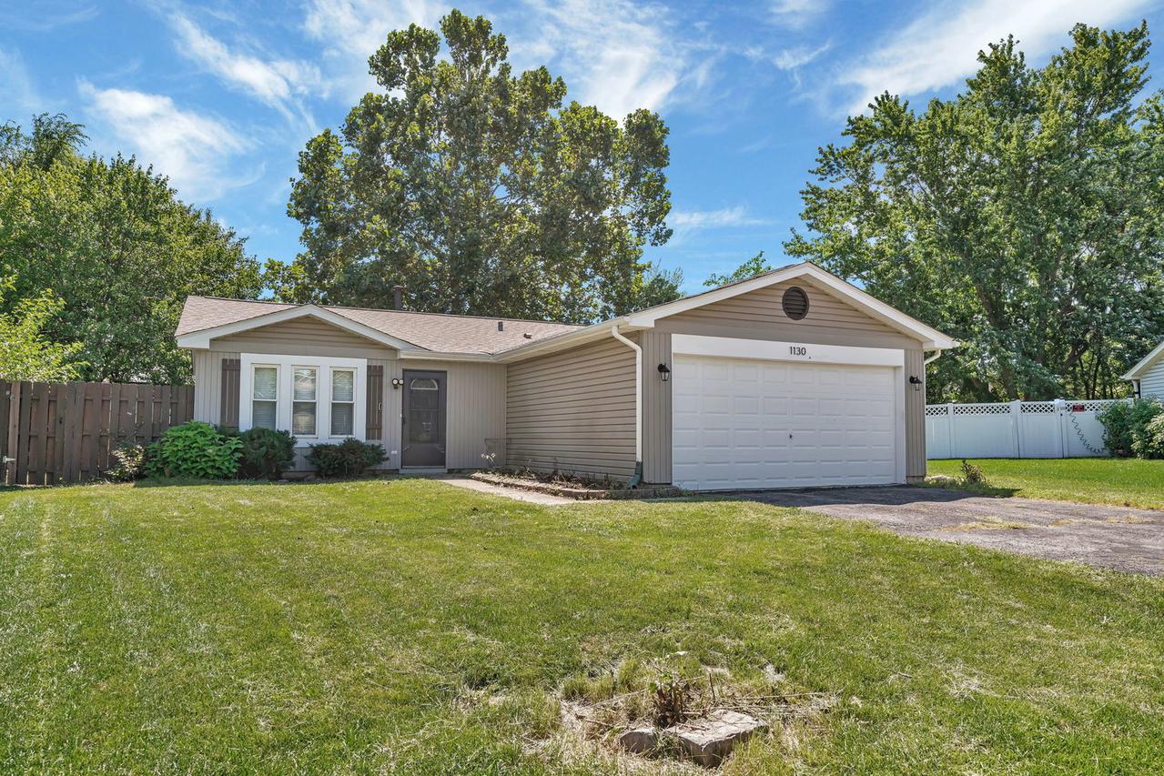 1130 Norwood Ln., Aurora, IL 60504
