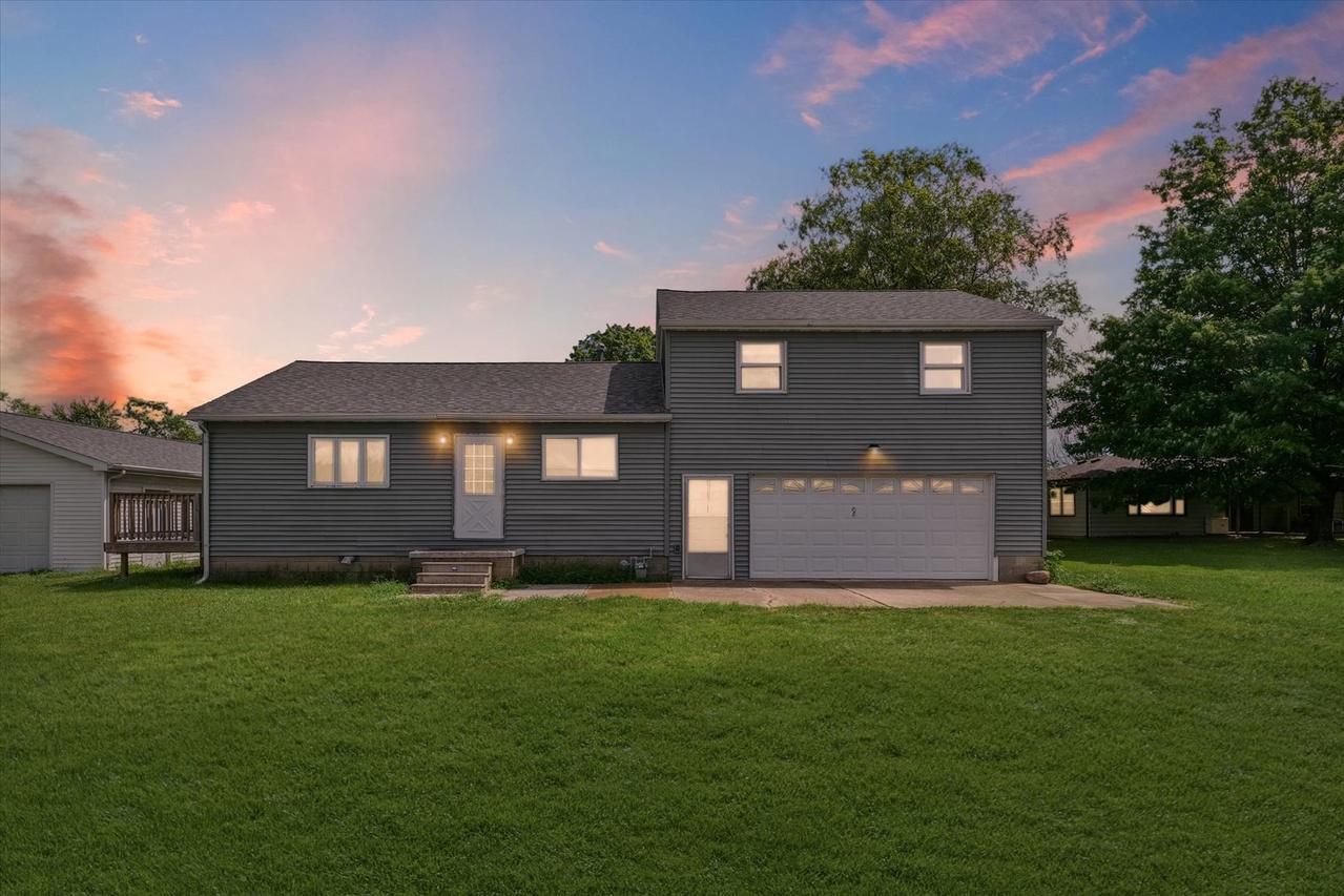 114 E 14th St., Danville, IL 61832