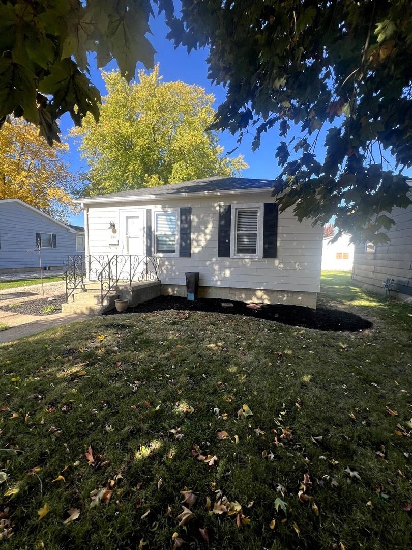 914 E Benton St., Morris, IL 60450