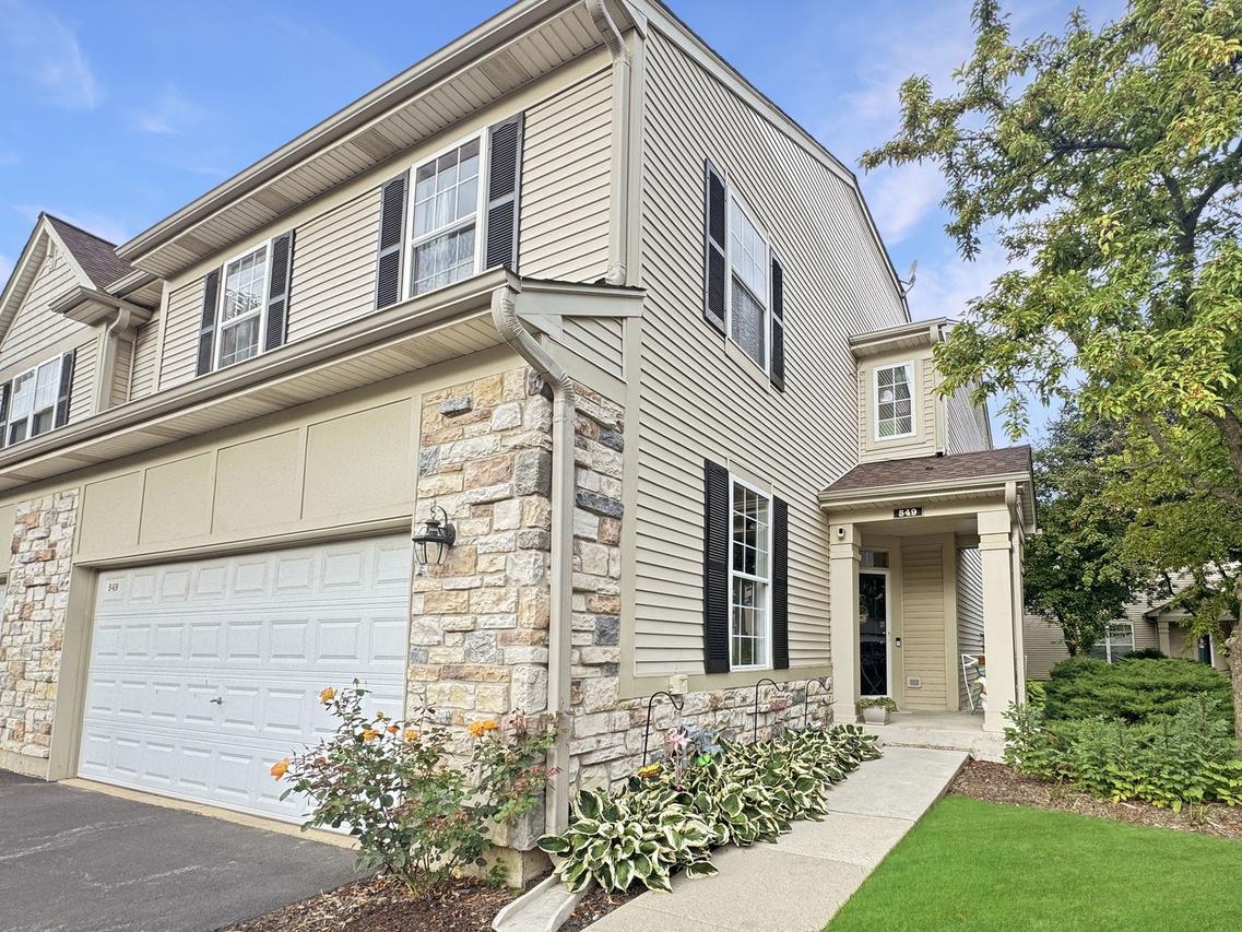 549 Shakespeare Dr., Grayslake, IL 60030