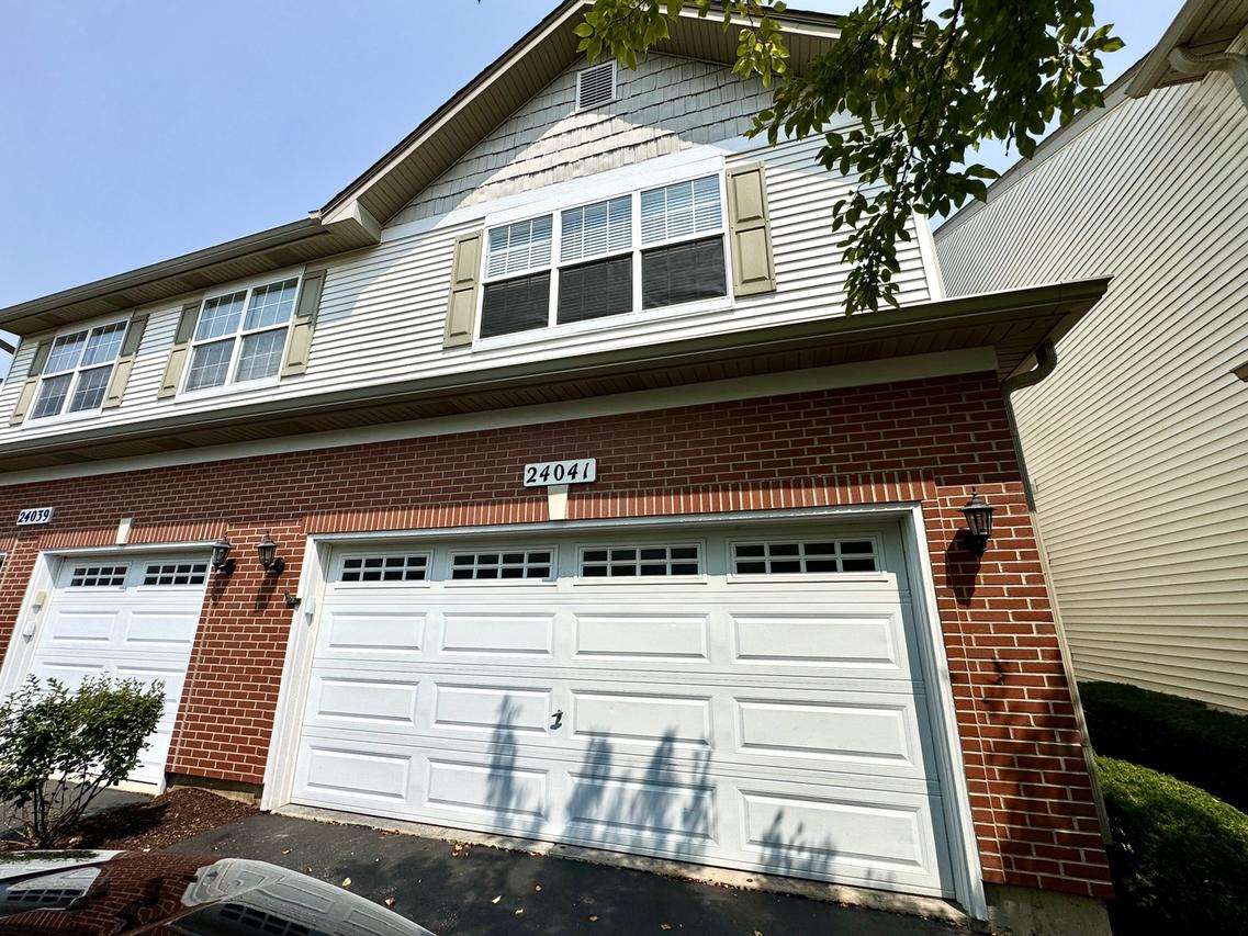 24041 W Walnut Cir., Plainfield, IL 60585