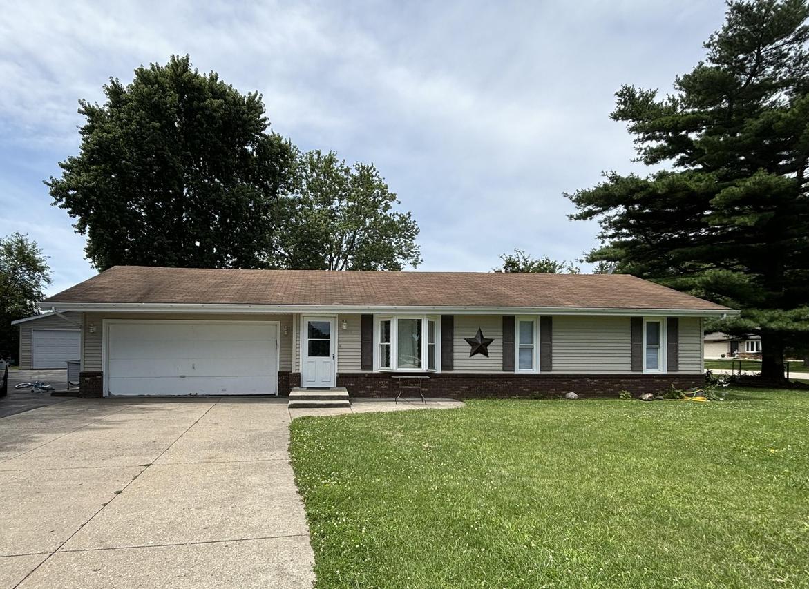 12007 Wagon Lane Ct., Roscoe, IL 61073