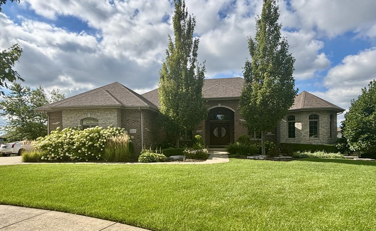 21606 Skyway Dr., Mokena, IL 60448