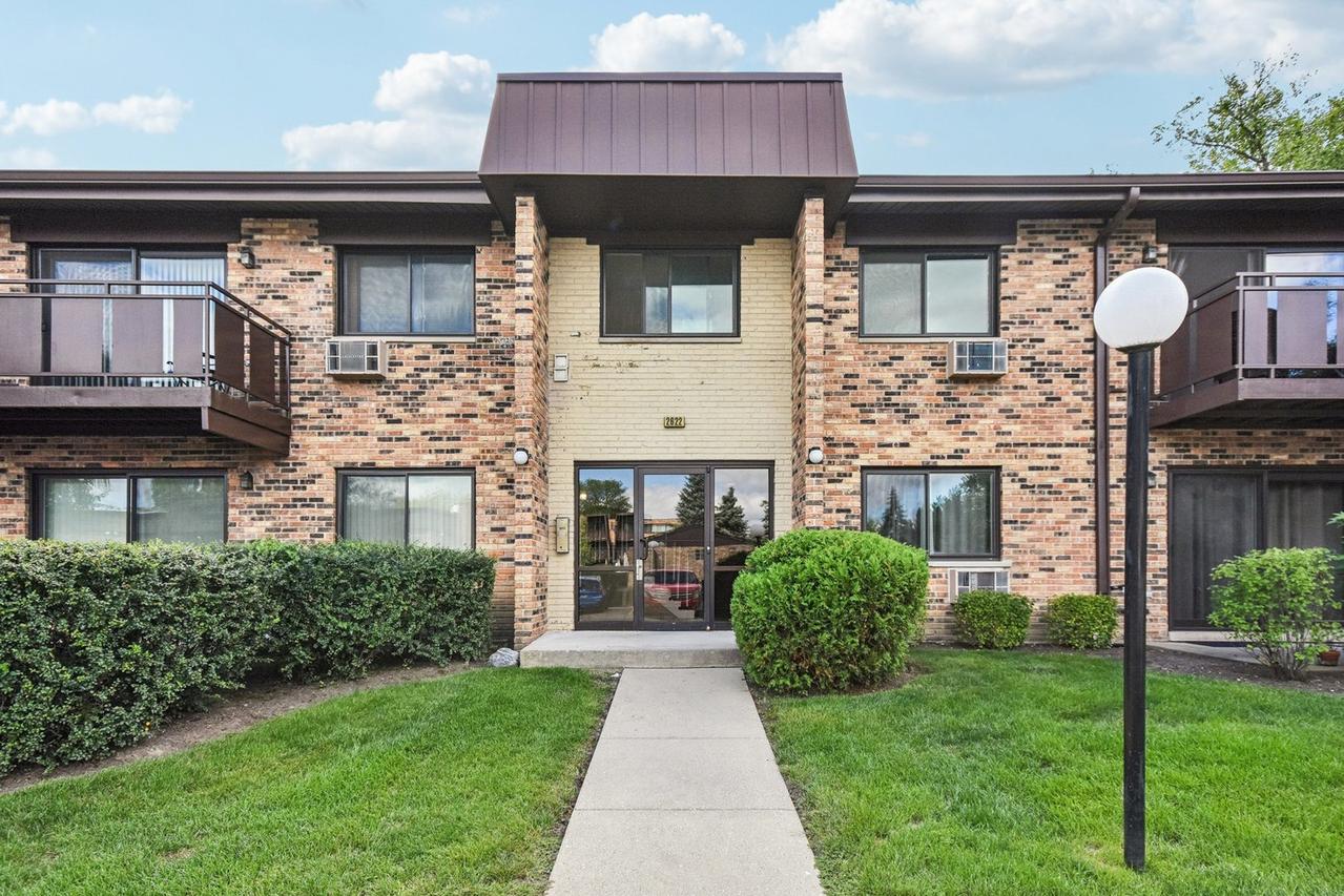 2622 N Windsor Dr. #101, Arlington Heights, IL 60004