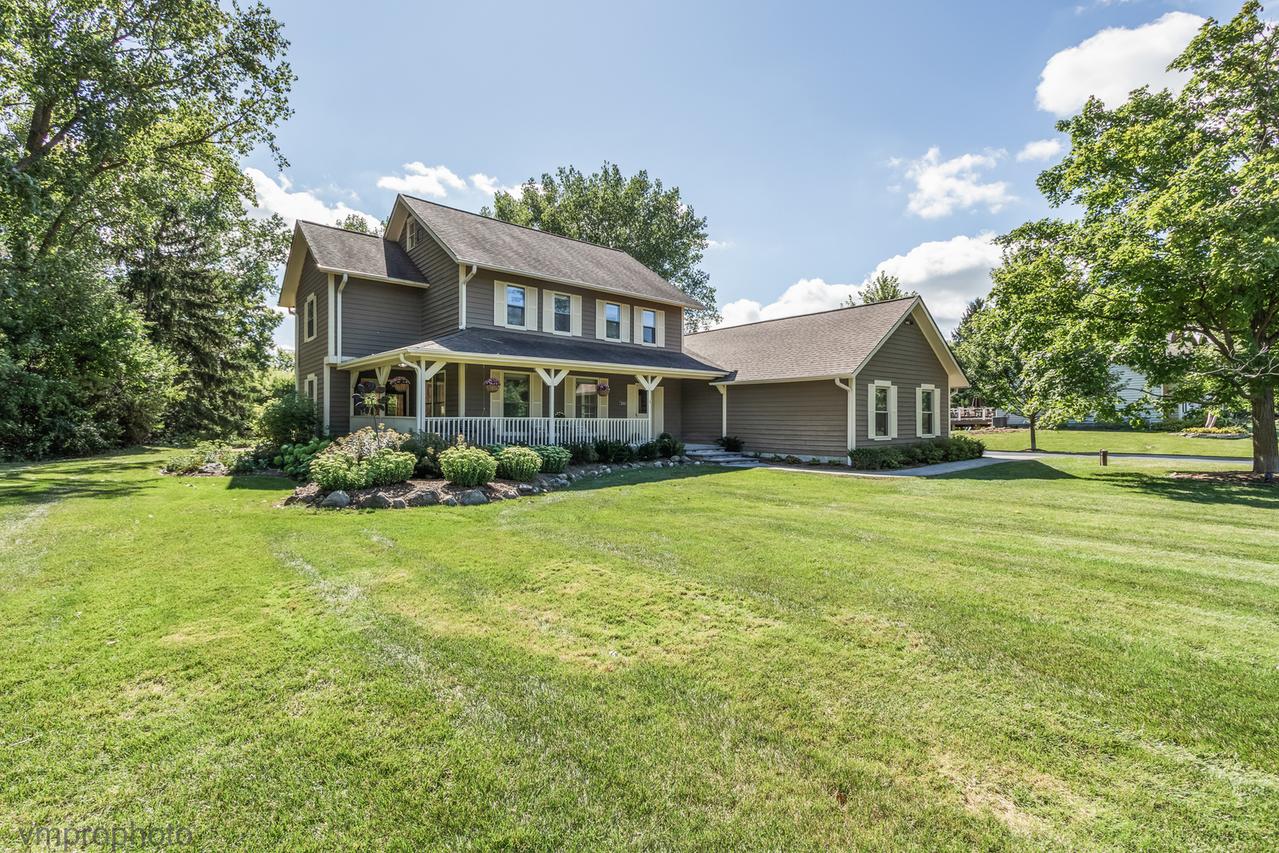 4 Bent Tree Ct., Hawthorn Woods, IL 60047