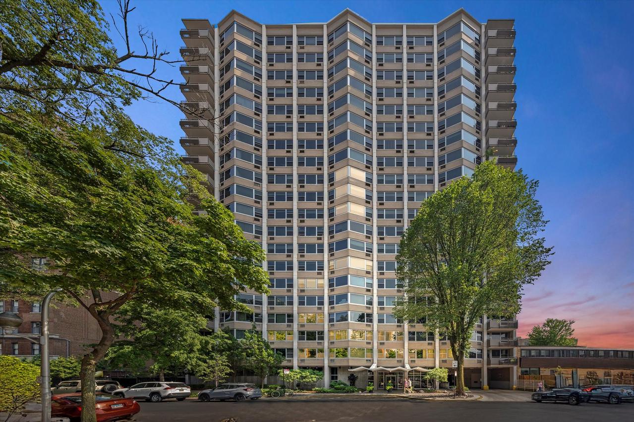 555 W Cornelia Ave. #1311, Chicago, IL 60657