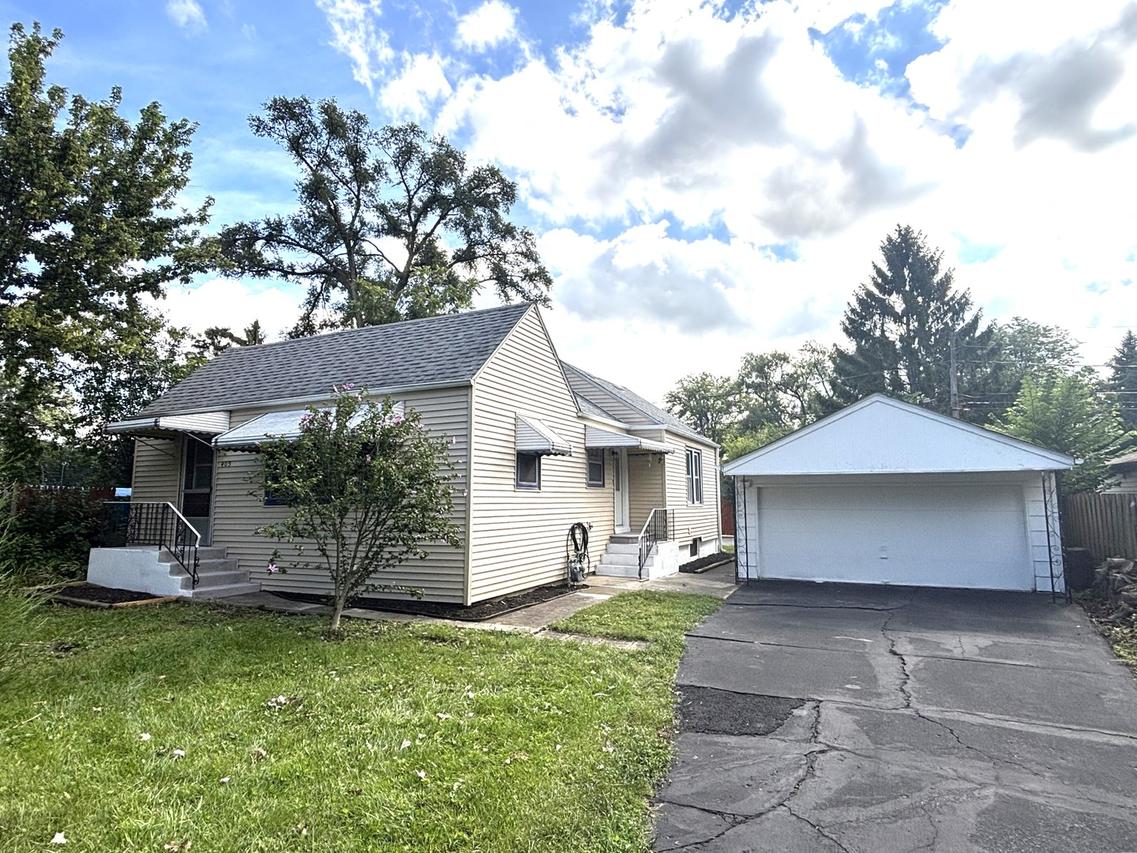 405 Judson St., Bensenville, IL 60106
