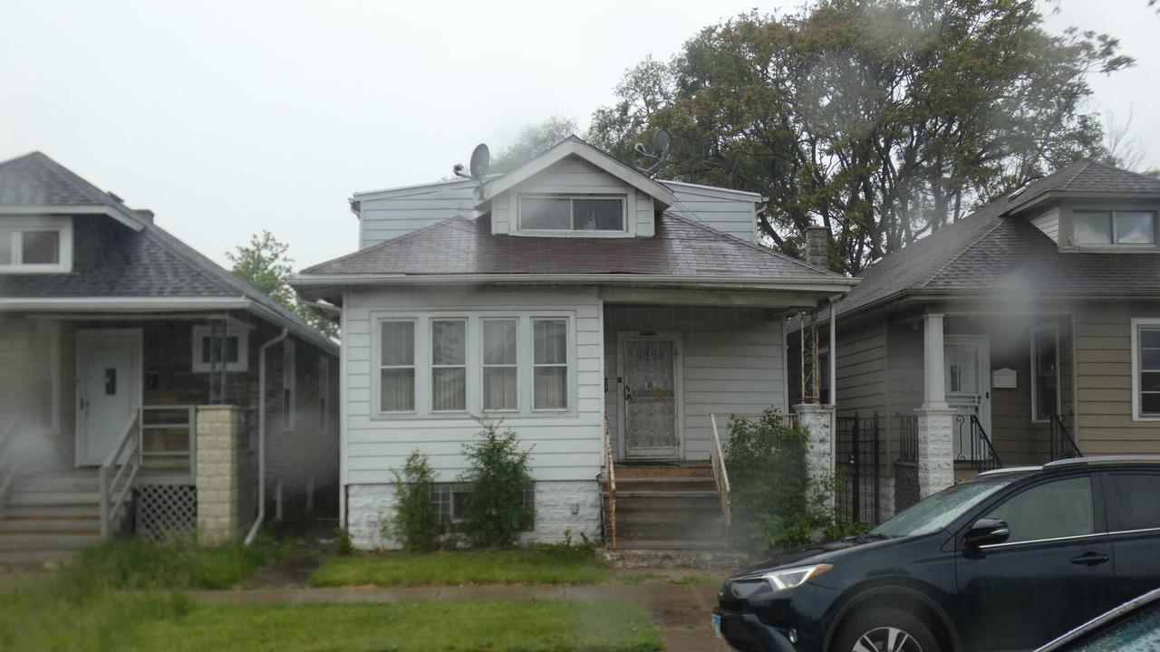 10012 S Lafayette Ave., Chicago, IL 60628