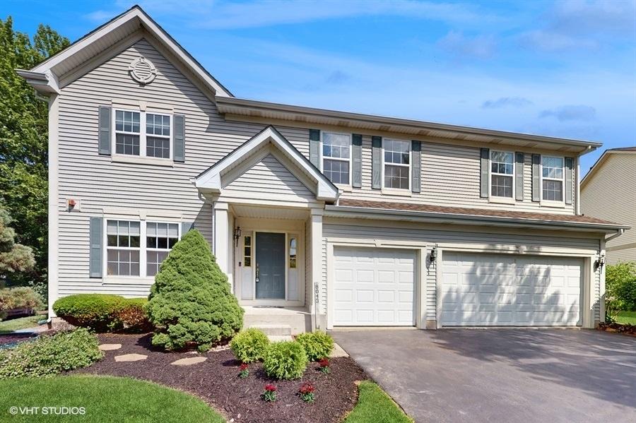 8043 Cripple Creek Dr., Long Grove, IL 60047