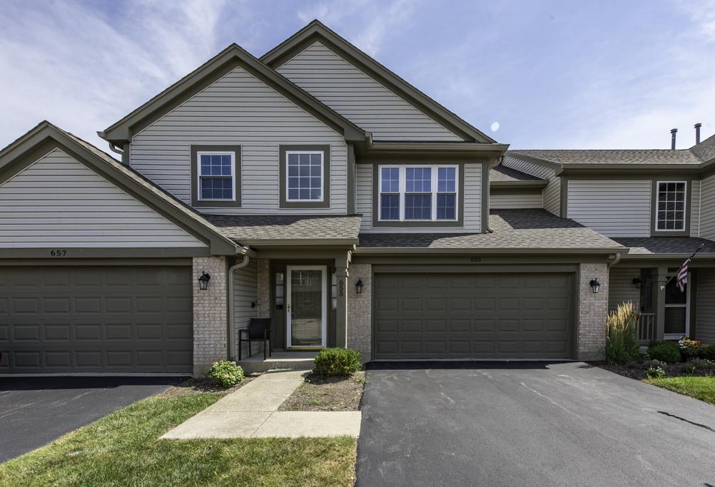 655 Arrowwood Ct., Lindenhurst, IL 60046