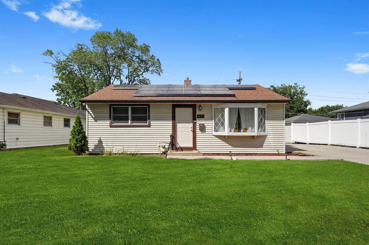 4101 Owl Dr., Rolling Meadows, IL 60008
