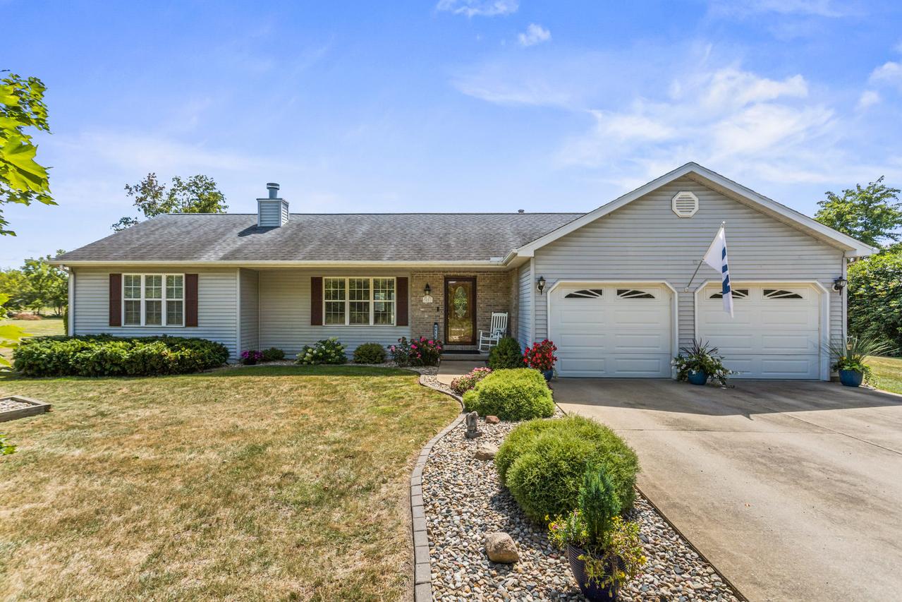 3001 E Anthony Dr., Urbana, IL 61802