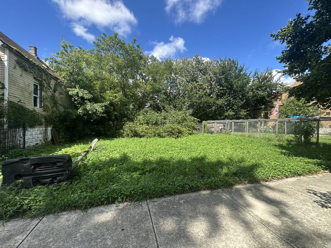 6422 S Bishop St., Chicago, IL 60636